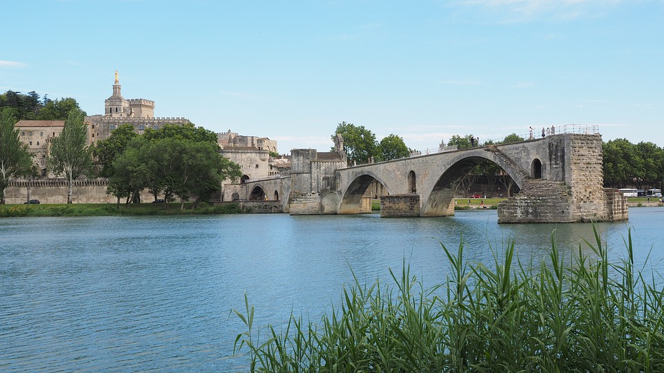 Chemin Urbain V, d’Uzès à Avignon