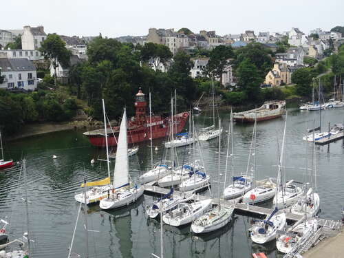 Des Roches Blanches au Port Rhu