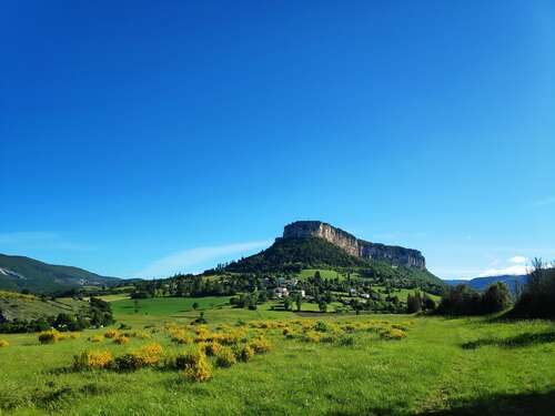 GR® 9, sentier Jura - Côte d'Azur - De Grenoble à Brantes