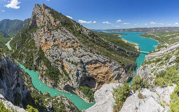 GR® 4 de la Méditerranée à l'Océan. Crédit : Lionel MONTICO / HEMIS