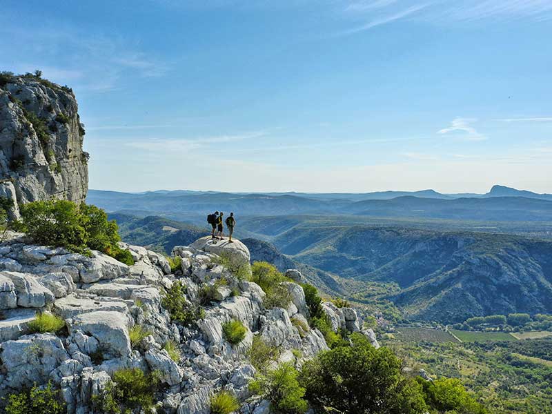 question 3 - randonnée sur le GR® de Pays Grand Pic Saint-Loup. Crédit : / HEMIS