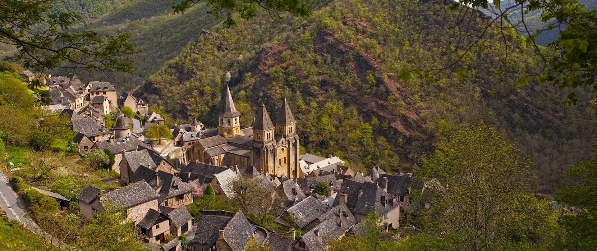 Conques, labellisé Les Plus Beaux Villages de France, étape sur le chemin de Compostelle. © Jean-Marc BARRÈRE / HEMIS