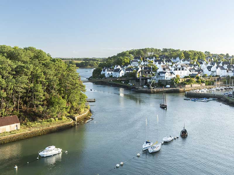 Le Bono, le port du Bono et la rivière d'Auray au lever du jour ©  Emmanuel Berthier / HEMIS