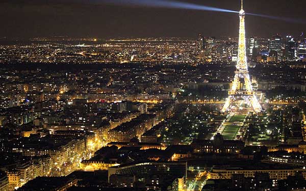 Tour Eiffel la nuit