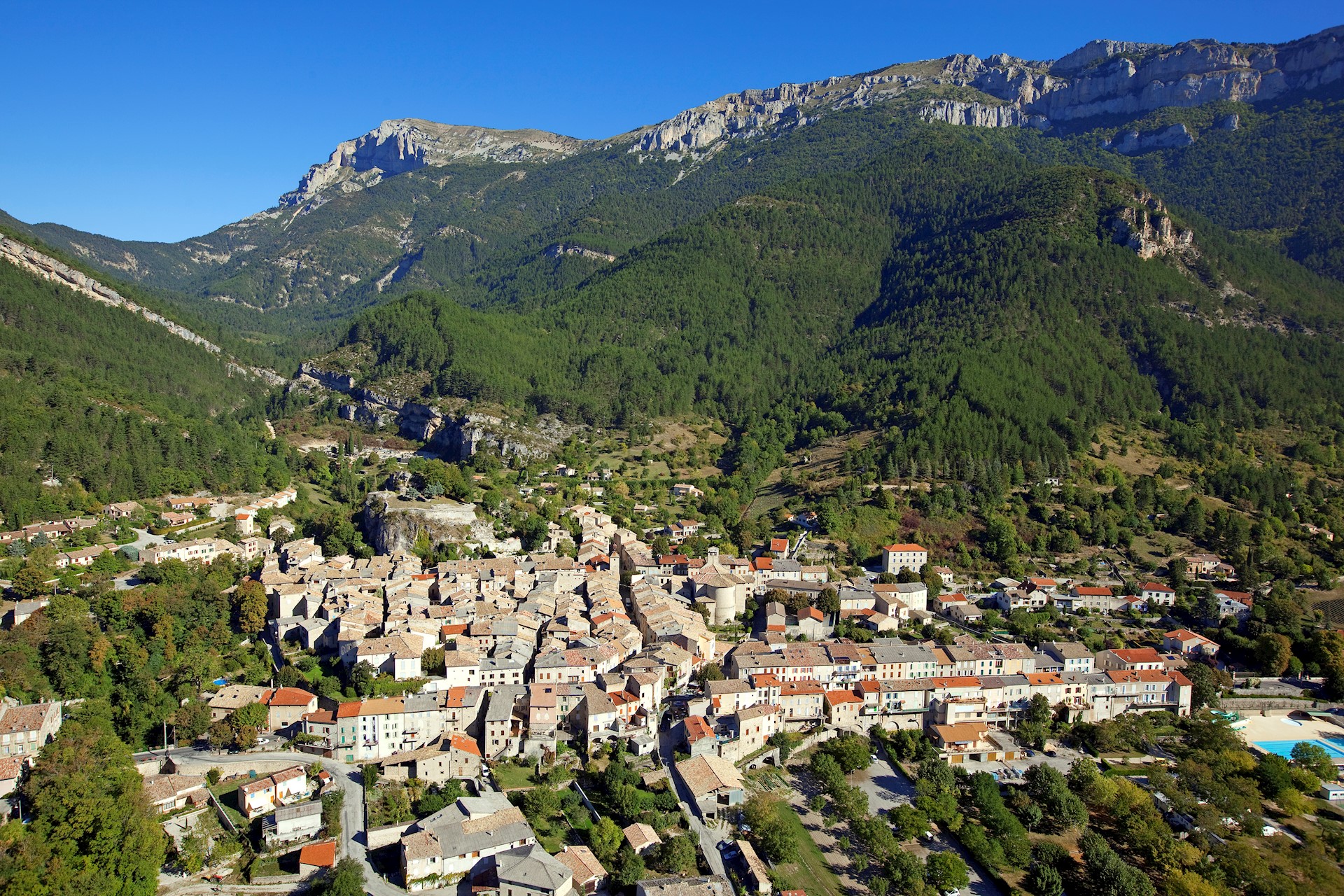 GR® 91 et 95 de Corrençon-en-Vercors à Lus-la-Croix-Haute GR® 91 et 95 de Corrençon-en-Vercors à Lus-la-Croix-Haute