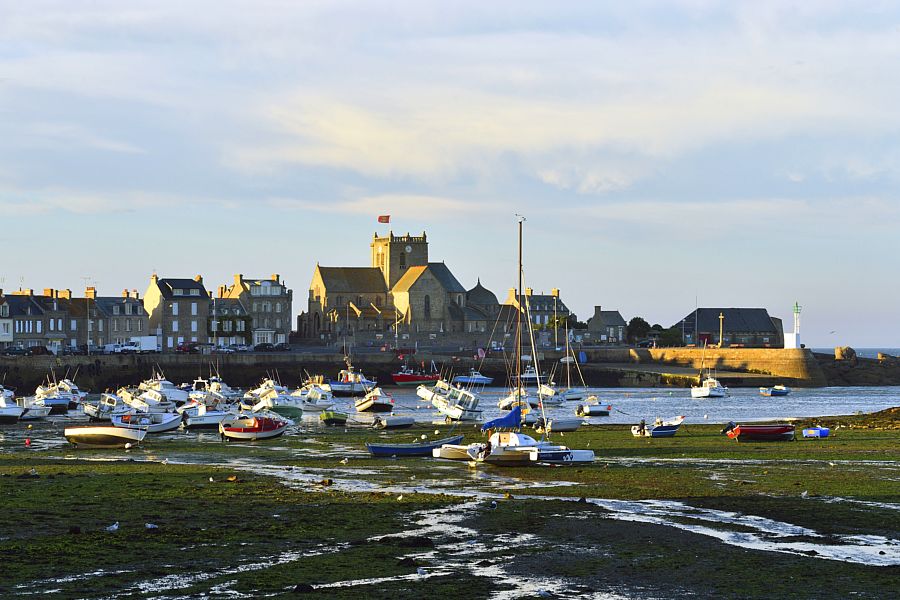 GR de Pays Val de Saire - Du Castel de la Mondrée à Barfleur GR de Pays Val de Saire - Du Castel de la Mondrée à Barfleur