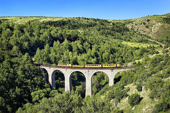 GR® 10 et GR® de Pays Tour de Cerdagne, de Font-Romeu à Arles-sur-Tech