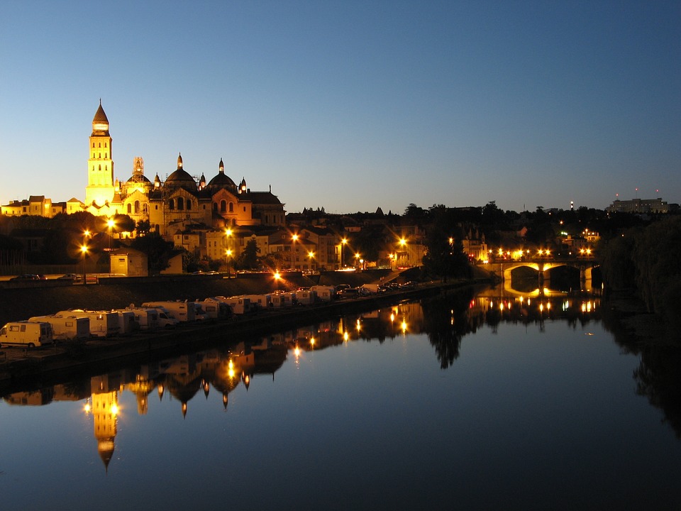 GR® 654, Du Périgord blanc au Périgord pourpre