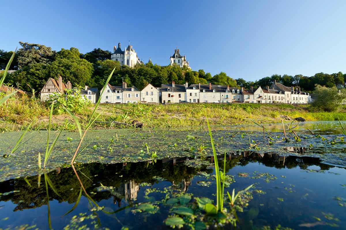 Vallée de la Loire, Chaumont-sur-Loire et le château. Crédit : Lenain Hervé / hemis.fr