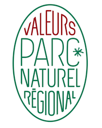 "Valeurs du Parc" est une marque au service du développement durable des territoires, créée par la Fédération des PNR de France. Crédit : Fédération des Parcs Naturels Régionaux de France.
